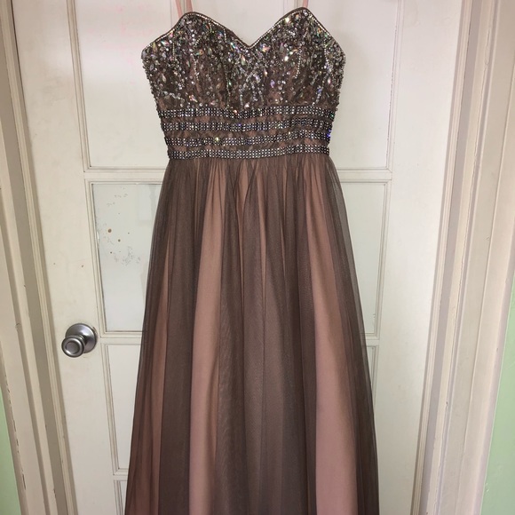 Blondie Nites Prom Dress size 3 - Picture 3 of 6